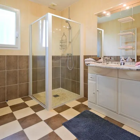 Le Barradis Avec Piscine Et Clim Nyaraló *